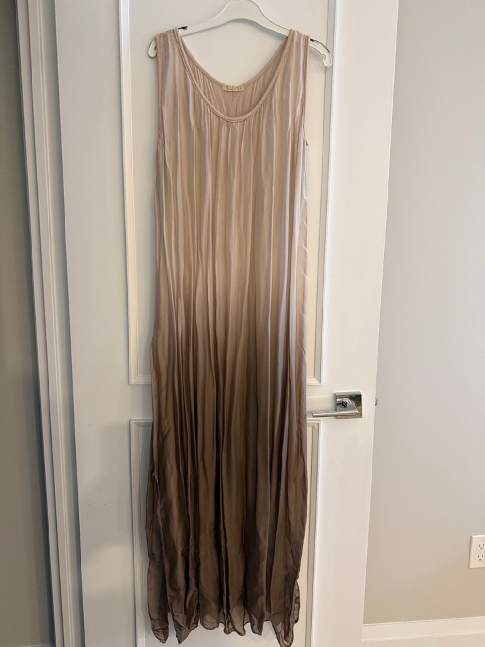New Silk Women's Ombre Maxi Dress in Taupe fully lined sz XL